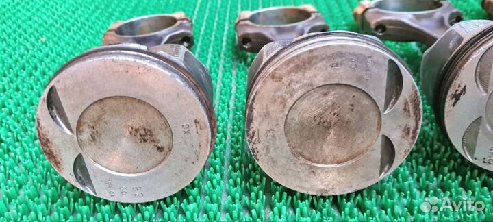 Поршень Peugeot 607, 407 2.2 Бензин 3FZ ew12j4