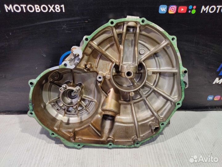 Правая крышка Honda CB 400 SF