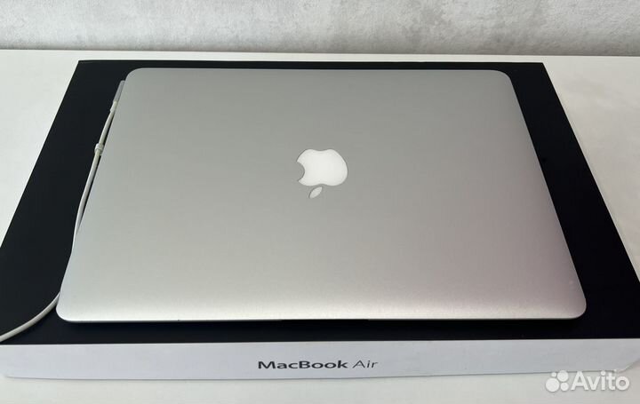 Apple MacBook Air 13 2011