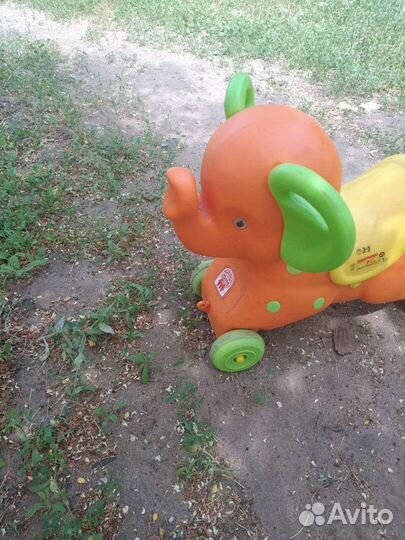 Слон каталка. Толокар