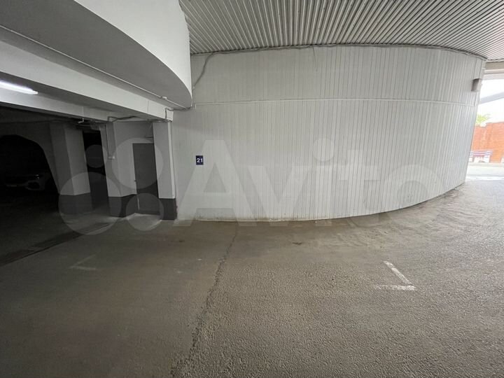 Машиноместо, 15 м²