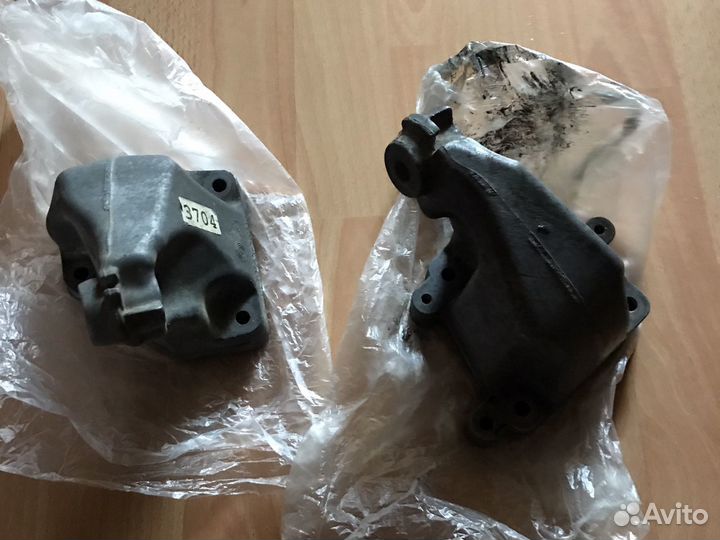 Опора двигателя Мерседес 164 642 мотор