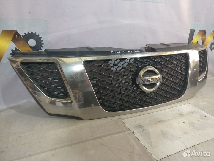 Ниссан Патрол 2010- Решетка радиатора 4588