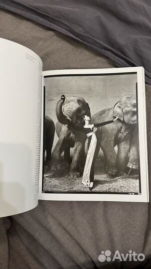 Книга о модной фотографии Fashion Photography