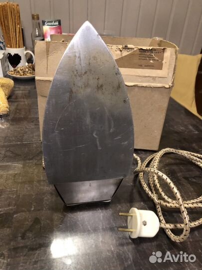 Утюг СССР электрический