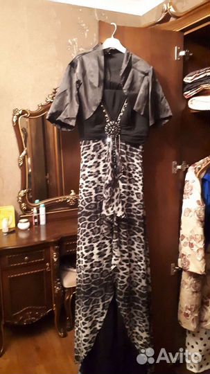 Вечерние платья