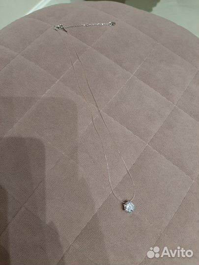 Серебряная подвеска на леске