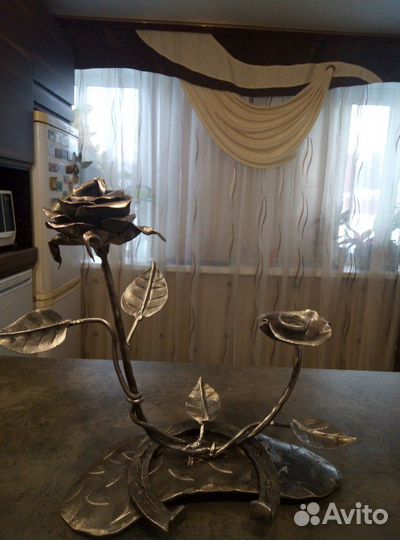 Кованые розы