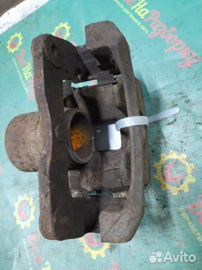 Суппорт передний левый Suzuki Sx4 хечбэк 1586см3