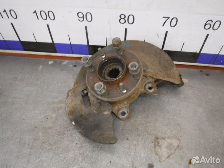 Кулак передний правый Лада Калина 2 11186 2014