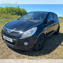 Hyundai i20 1.4 AT, 2010, 107 000 км, с пробегом, цена 800 000 руб.