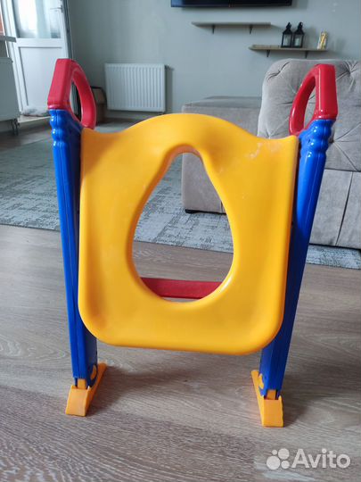 Детское сиденье для унитаза