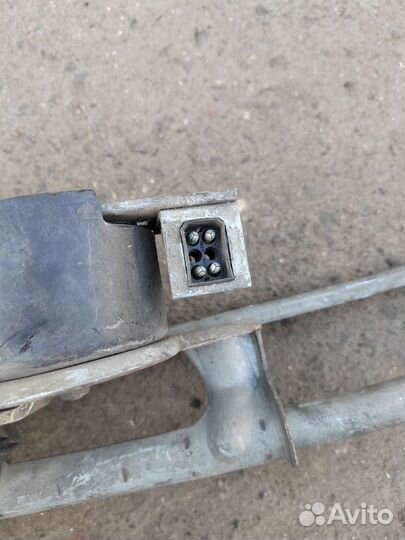 Трапеция дворников BMW e28