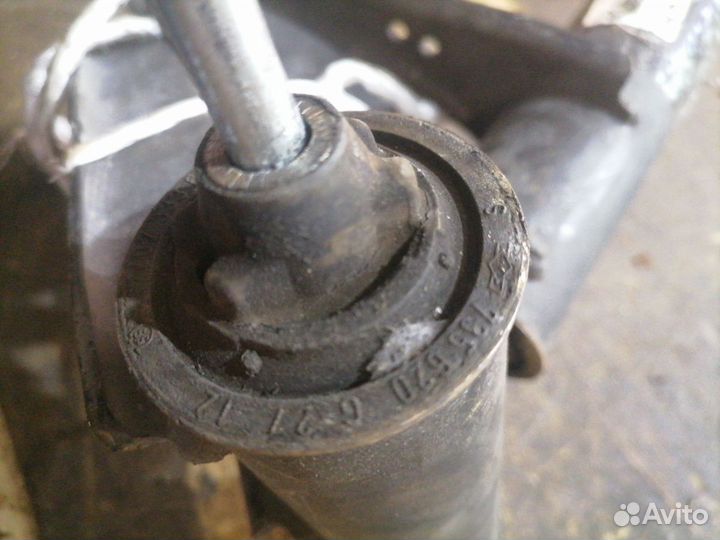 Рычаг передний верхний Mercedes-benz Slk-class R170.447