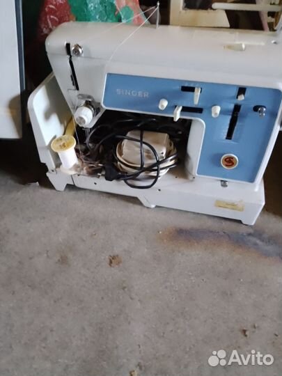 Машинка швейная