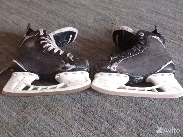 Хоккейные коньки bauer