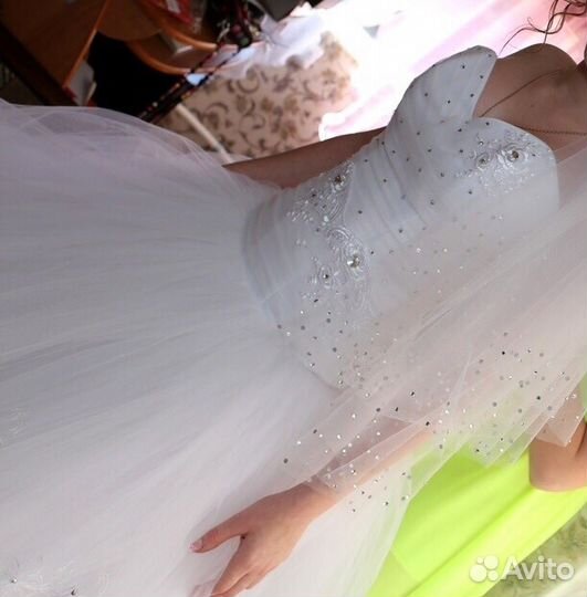 Свадебное платье