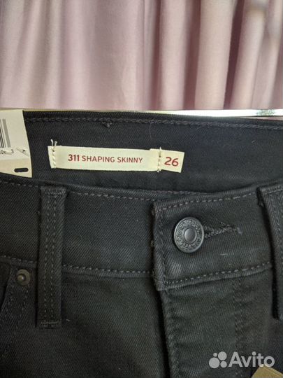 Женские джинсы Levis 311. р.42(26)