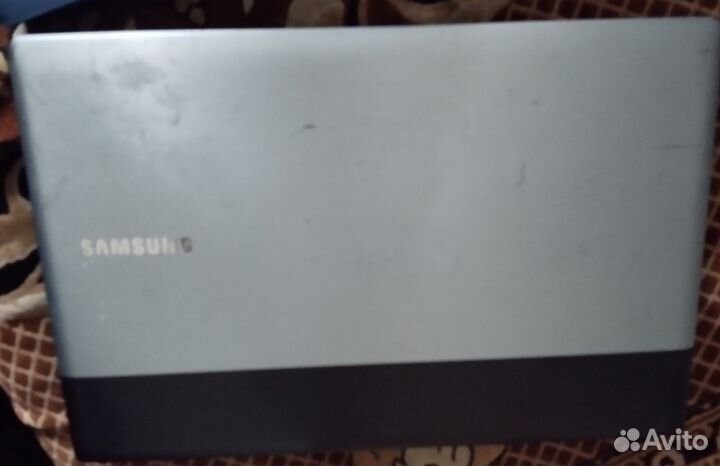 Ноутбук Samsung RV-515