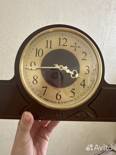 Настольные часы