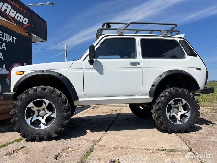 LADA 4x4 (Нива) 1.7 МТ, 1999, 50 000 км