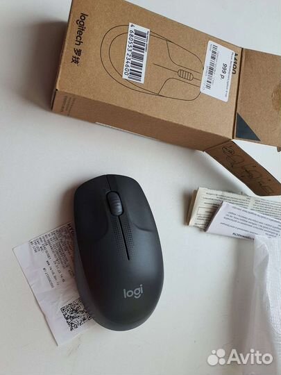 Logitech m190