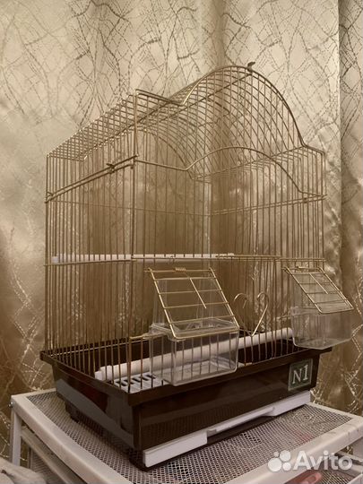 Продам клетку для попугаев