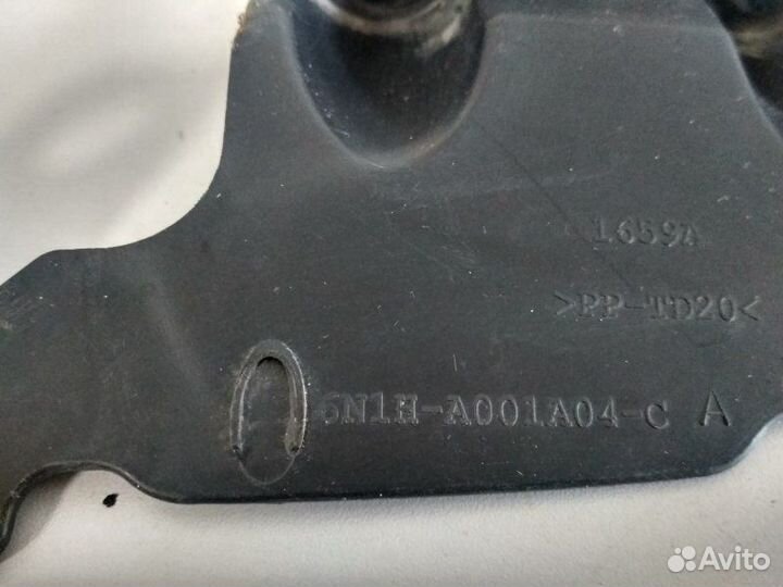 Дефлектор радиатора правый Ford Fusion рестайлинг