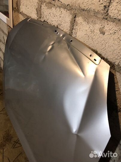 Капот priora бу