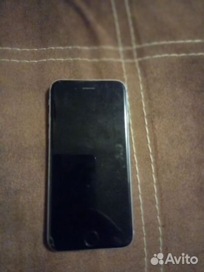 Телефон iPhone 6s