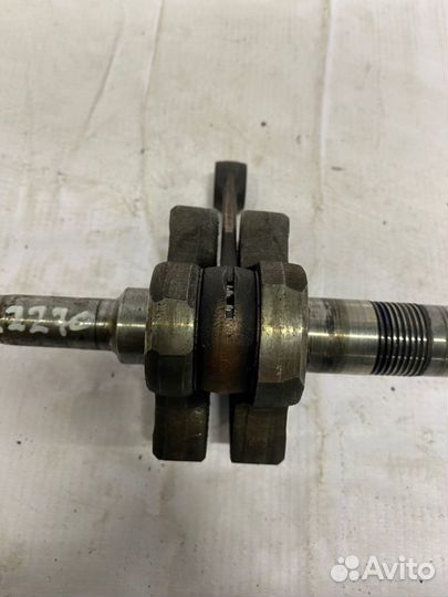 Коленвал Suzuki Address V100 E111