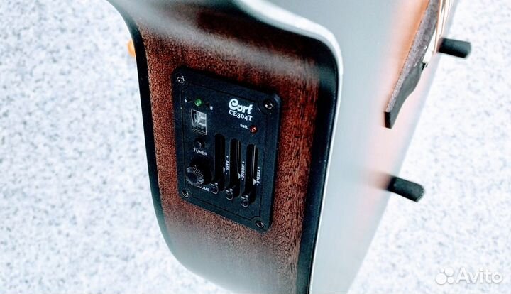 Акустическая гитара массив Cort серии Earth