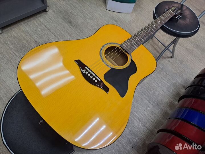 Гитара акустическая вестерн
