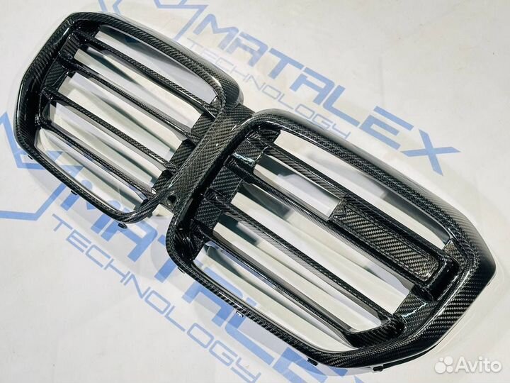 Решетка радиатора BMW X5 G05 рестайлинг, карбон