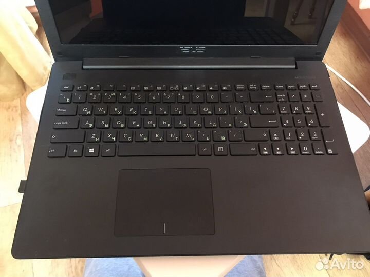 Ноутбук asus
