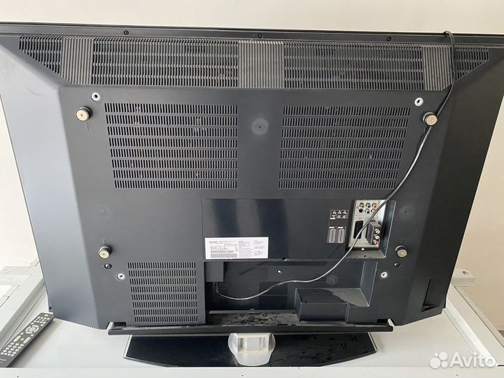 Продаю телевизор phllips