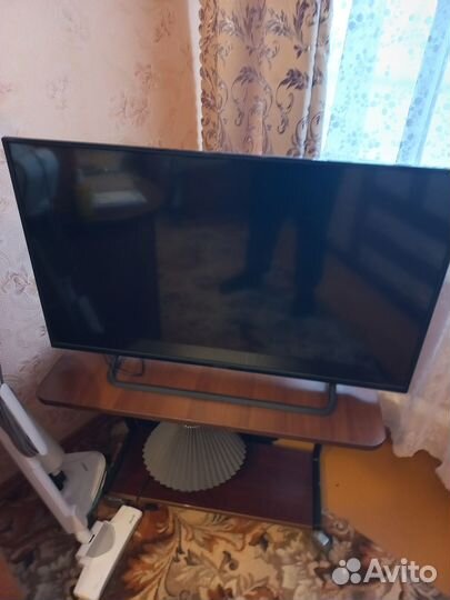 Телевизор плазма Telefunken