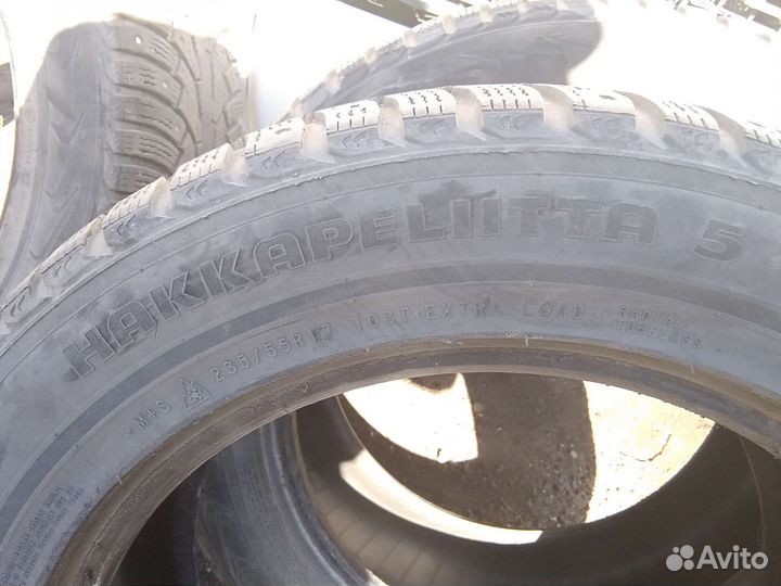 Nokian Tyres Hakkapeliitta 5 235/55 R17