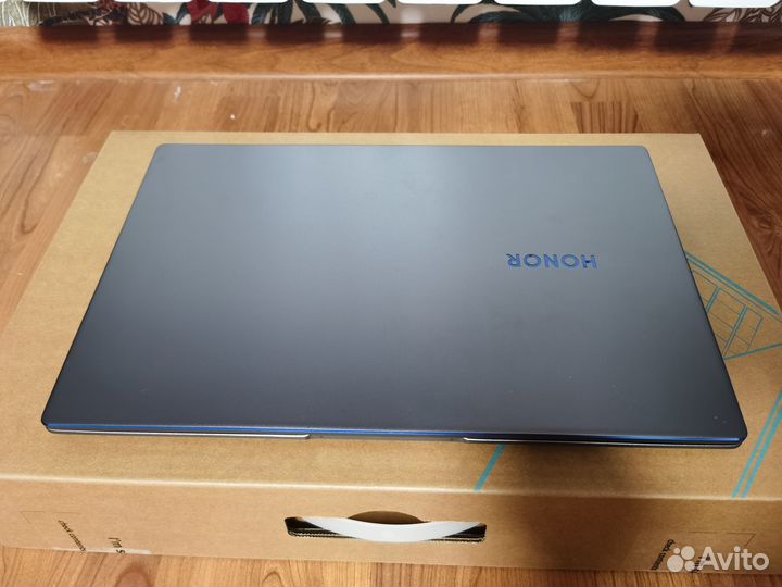 Honor Magicbook 15 R5-5500U, 16RAM, 512SSD, Новый