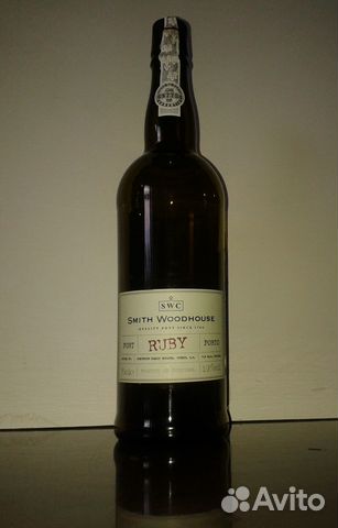 Бутылки пустые коллекционные - 4 шт