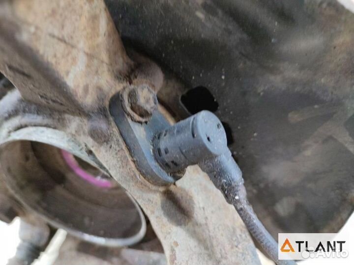 Ступица передняя левая toyota estima