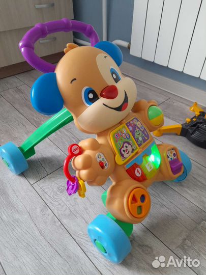 Каталка-ходунки Ученый щенок Fisher-Price