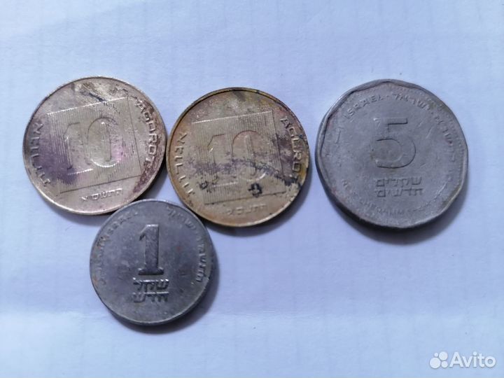 Продаются монеты разных стран