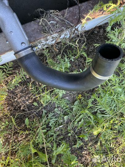 Патрубок интеркулера Toyota Land Cruiser 200