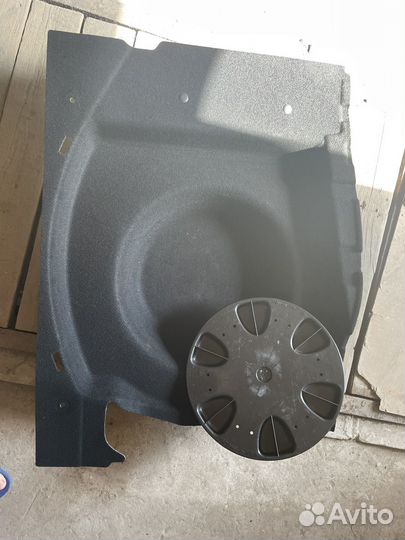 Ниша запасного колеса mercedes 211