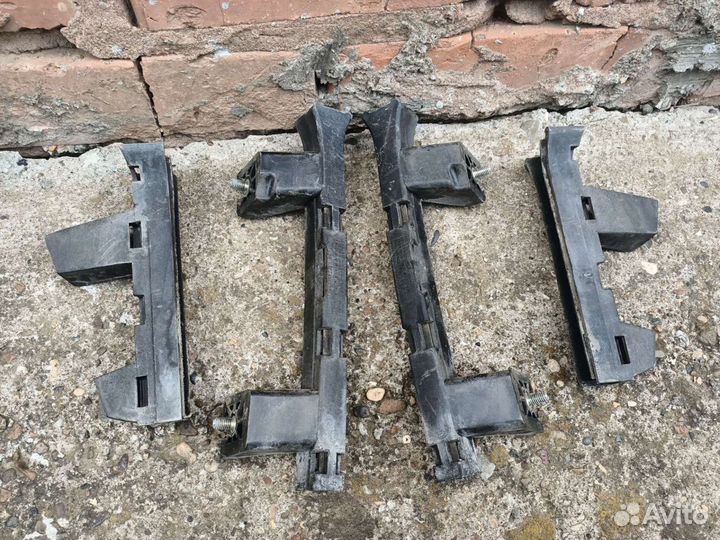 Направляющая стекла двери Fiat Linea/Фиат Линеа