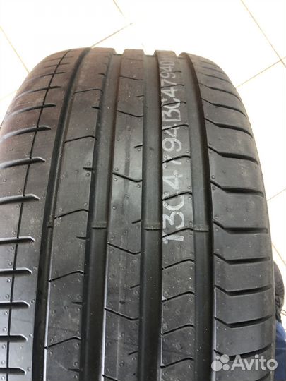 Pirelli P Zero PZ4 245/40 R20 99Y
