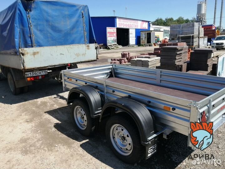 Прицеп с высокими бортами
