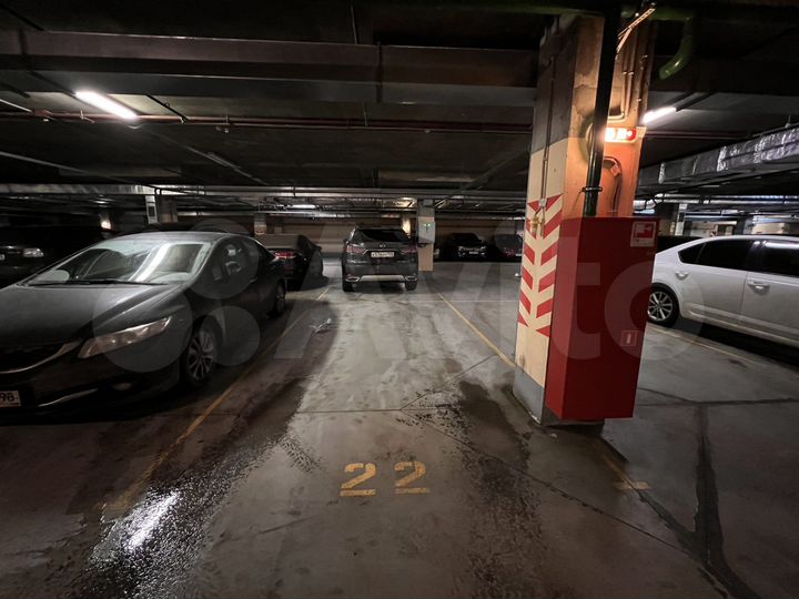 Машиноместо, 15 м²