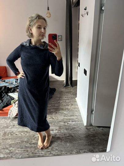 Платье с акцентным капюшоном, полушерсть